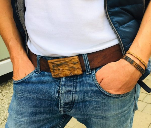 "Hirsch" Ledergürtel mit Holzschnalle  breit/eckig – Bild 2